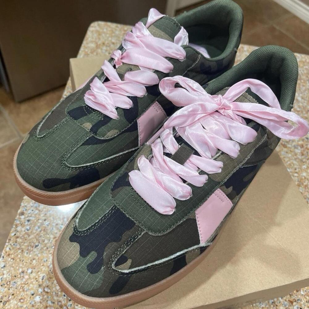 Desert Rose Camo Kicks - size 8 - NWT in box by Krush Kandy - Picture 2 of 9